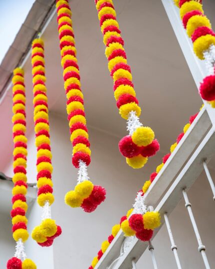 Handmade Artificial Marigold with Rajnigandha Flowers Garland for Decoration 5 Feet