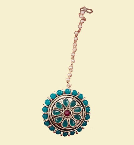 ANTIQUE SILVER BORLA WITH FIROJI STONE AND PEARLS