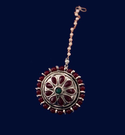 SILVER BORLA WITH RANI COLOR STONES AND PEARLS